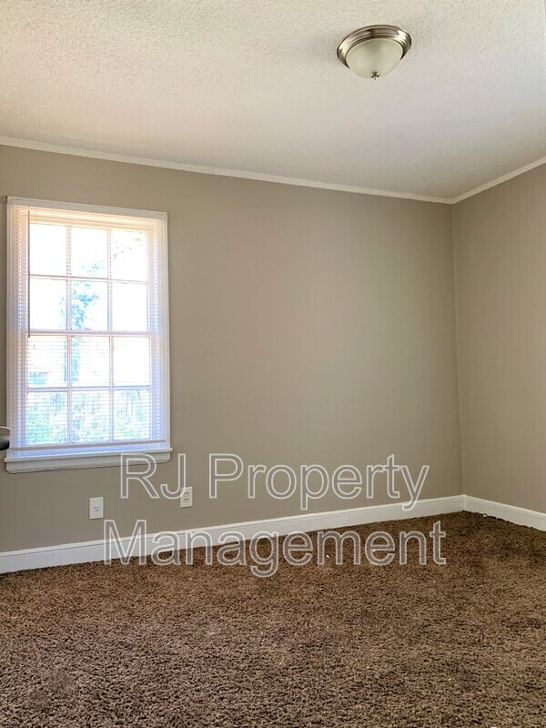 Foto del edificio - 673 S Greer St