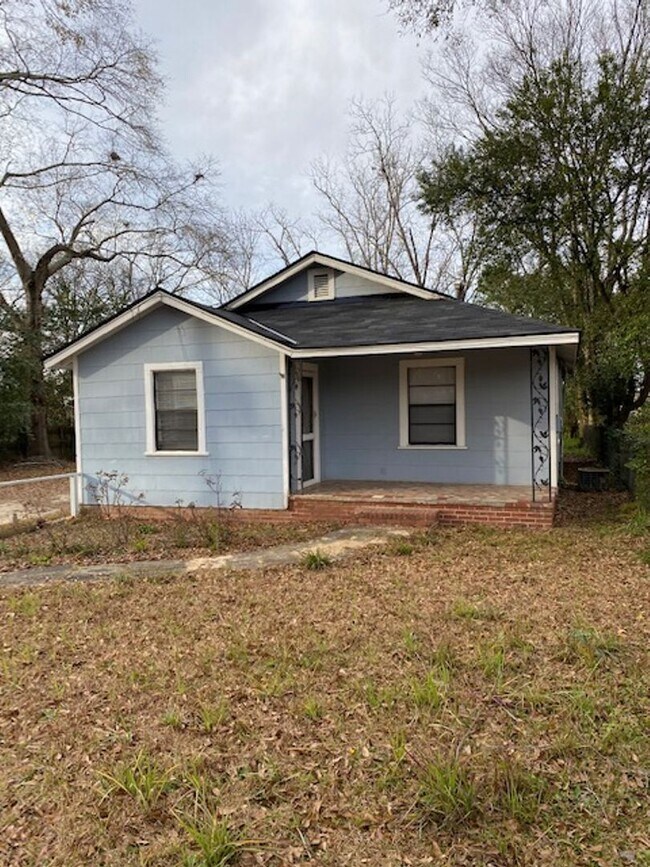 Foto del edificio - A QUIET LITTLE HOME IN NORTH COLUMBUS