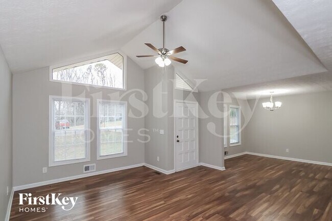 Foto del edificio - 3152 Hamilton Rd NW