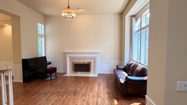 Foto del edificio - Beautiful Upgraded 4 Bedroom 2.75 Bath Home in Sammamish