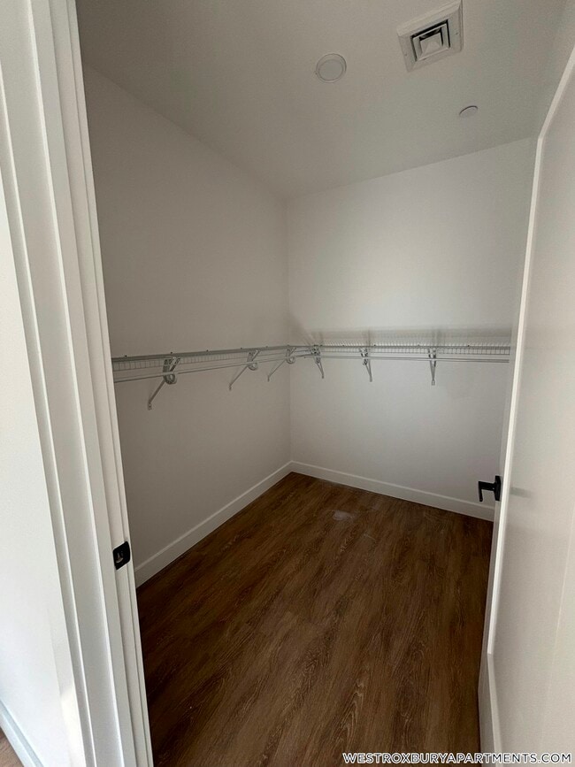 Building Photo - 199 Gardner St