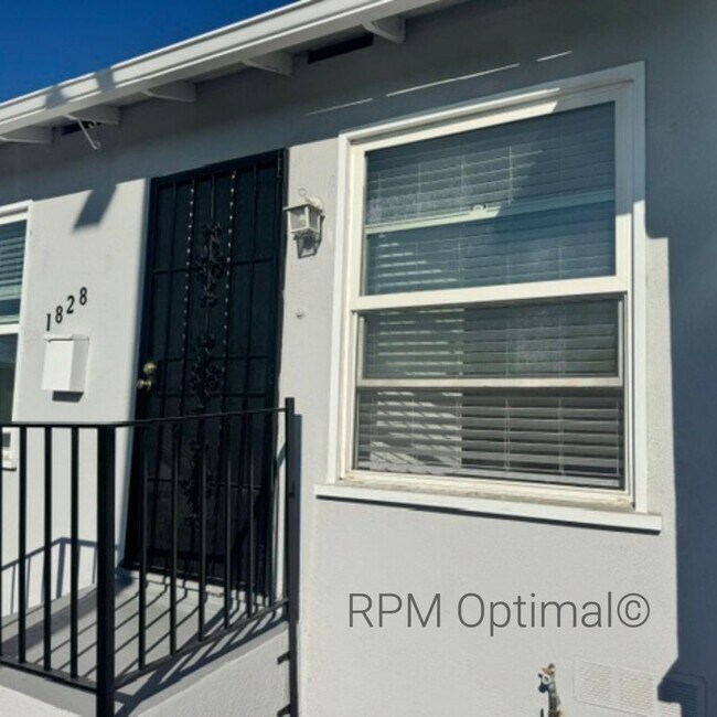 Foto del edificio - 1828 S Rimpau Blvd