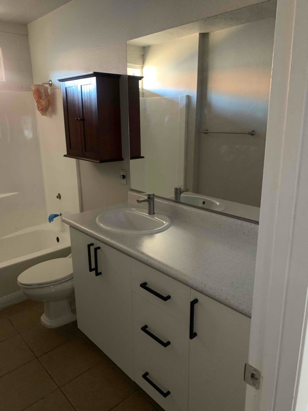 Foto del edificio - 2 St George Blvd