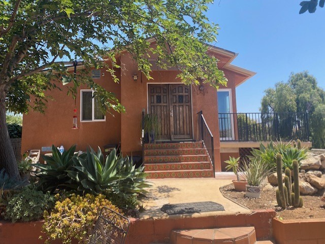 Fachada de la casa - 12122 East Trl