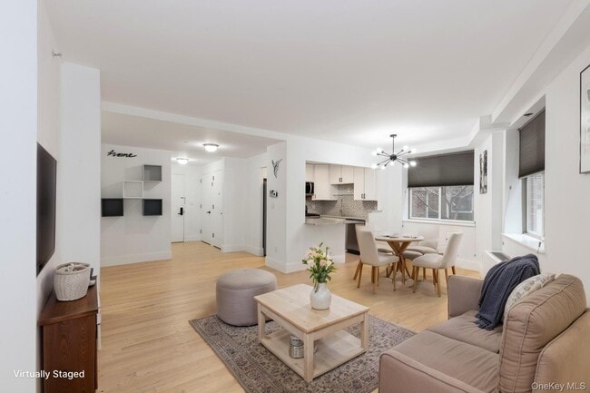 Building Photo - 116-11 Curzon Rd