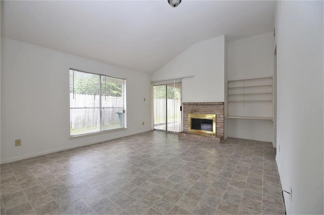 Building Photo - 7514 Shaddock Dr