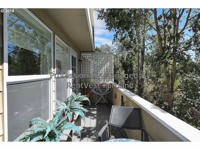 Building Photo - 3992 Carman Dr