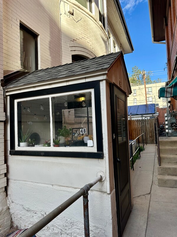 Foto del edificio - 1266 Lafayette St