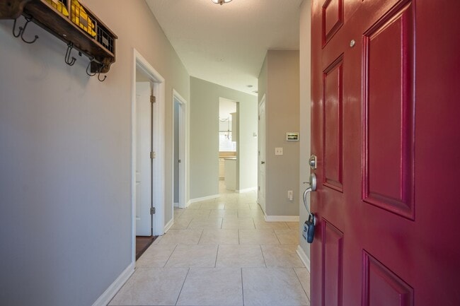 Building Photo - 4 Bedroom, 2 Bath Home in Crawford Subdivi...