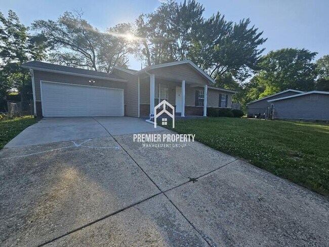 Foto del edificio - 4825 Chalfont Rd