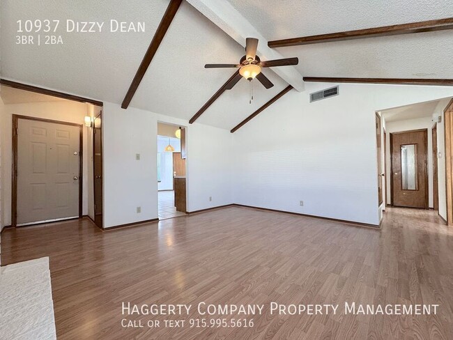 Foto del edificio - 10937 Dizzy Dean Pl