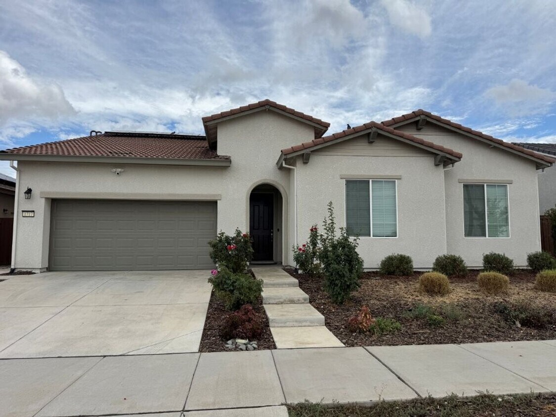 Foto principal - Beautiful Springlake Home with Solar and S...