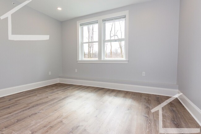 Foto del edificio - 6/1 New construction near Chandler Pond, O...
