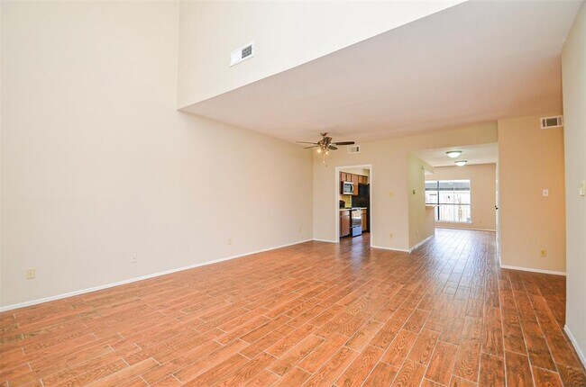 Foto del edificio - 8636 Wednesbury Ln