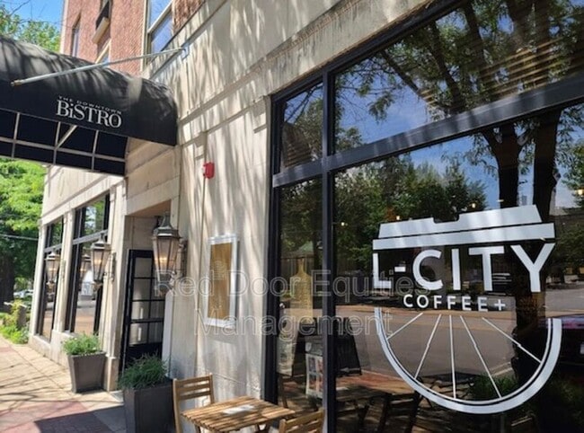 Building Photo - 123 N Broad St