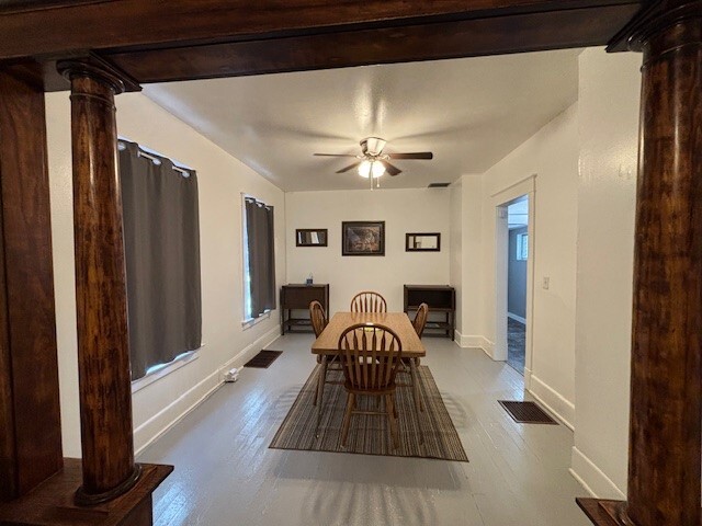 Building Photo - 2344 Elm St