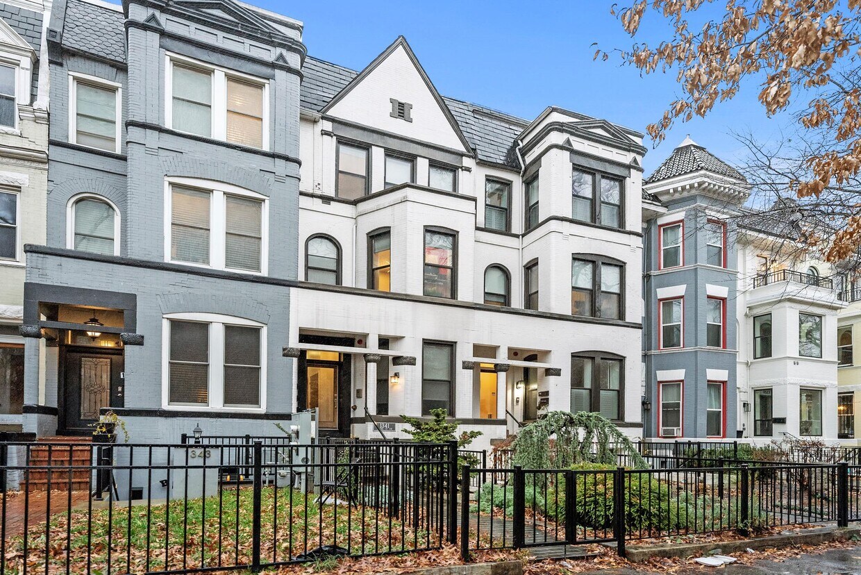 Primary Photo - 1341 Irving St NW