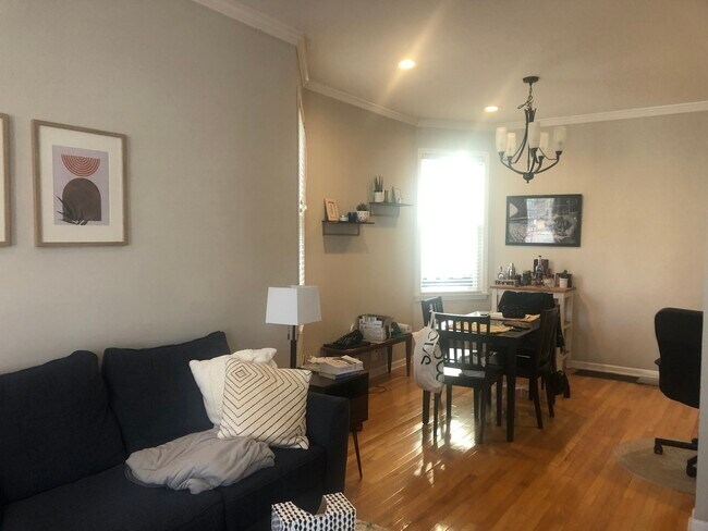 Foto del edificio - 1505 W Grace St