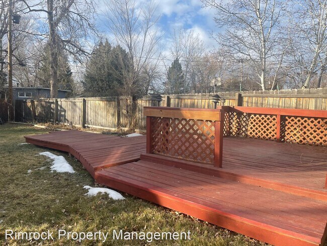 Foto del edificio - 4 br, 2 bath House - 922 Avenue C