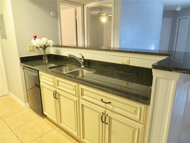 Foto del edificio - 3016 Parkway Blvd