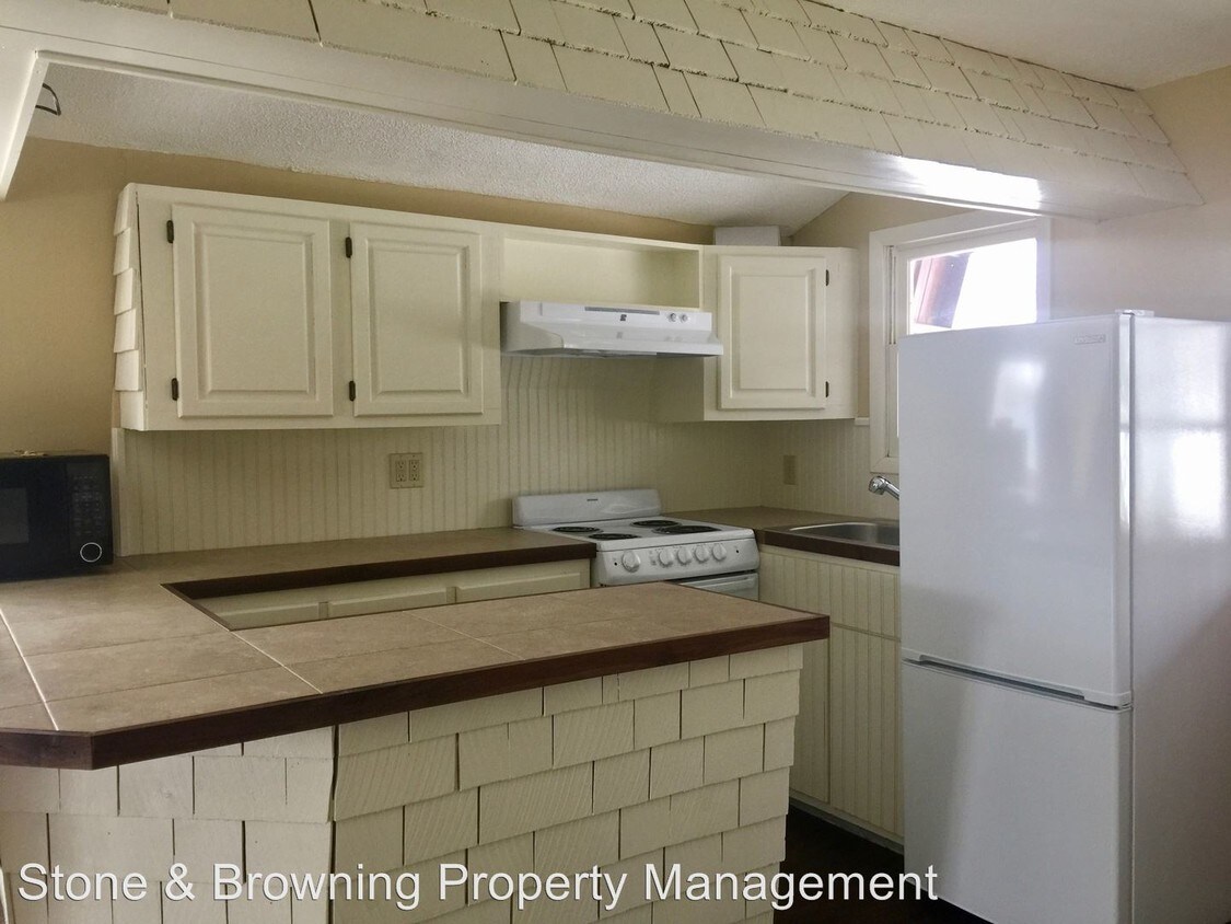 15 Bolster Rd Unit A, Barre, VT 05641 Condo for Rent in Barre, VT