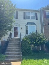 Building Photo - 2453 Wentworth Dr
