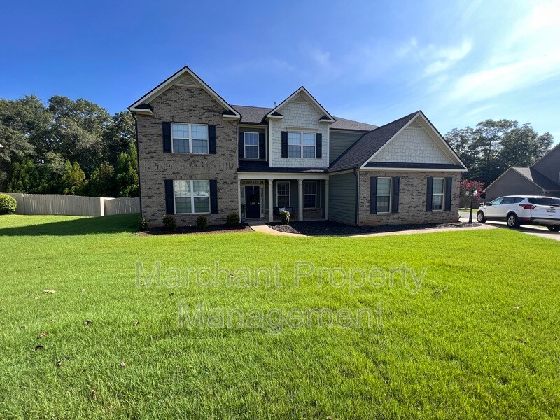 Building Photo - 268 Silver Hawk Dr