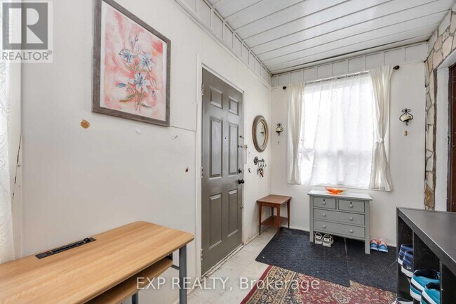 Building Photo - 39 Rowntree Ave