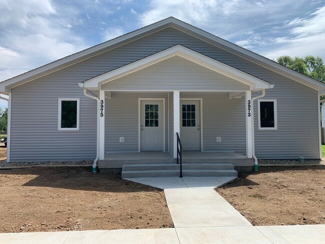 Building Photo - 3973 N 150 W