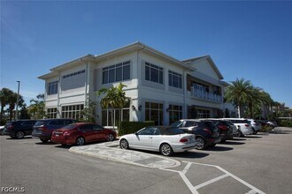 Building Photo - 10370 Washingtonia Palm Way