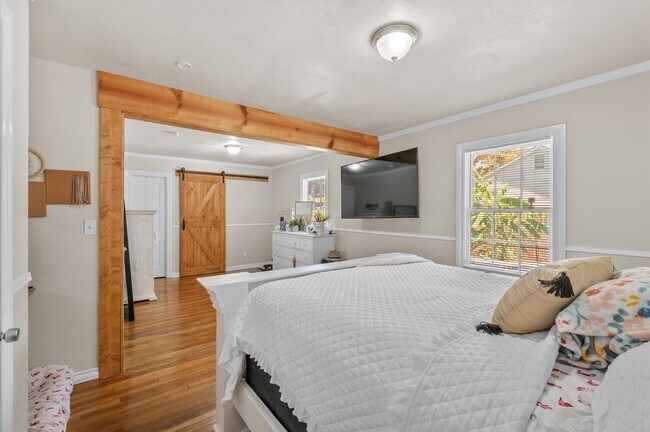 Foto del edificio - 1106 Oriole Ln