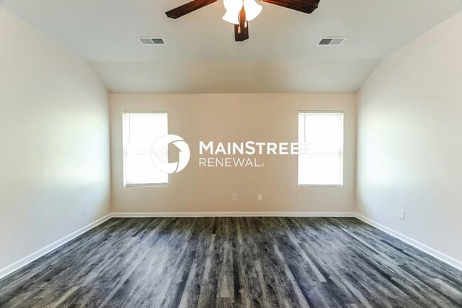 Foto del edificio - 3 Bedroom Pet-Friendly Home in MONTEVALLO,...