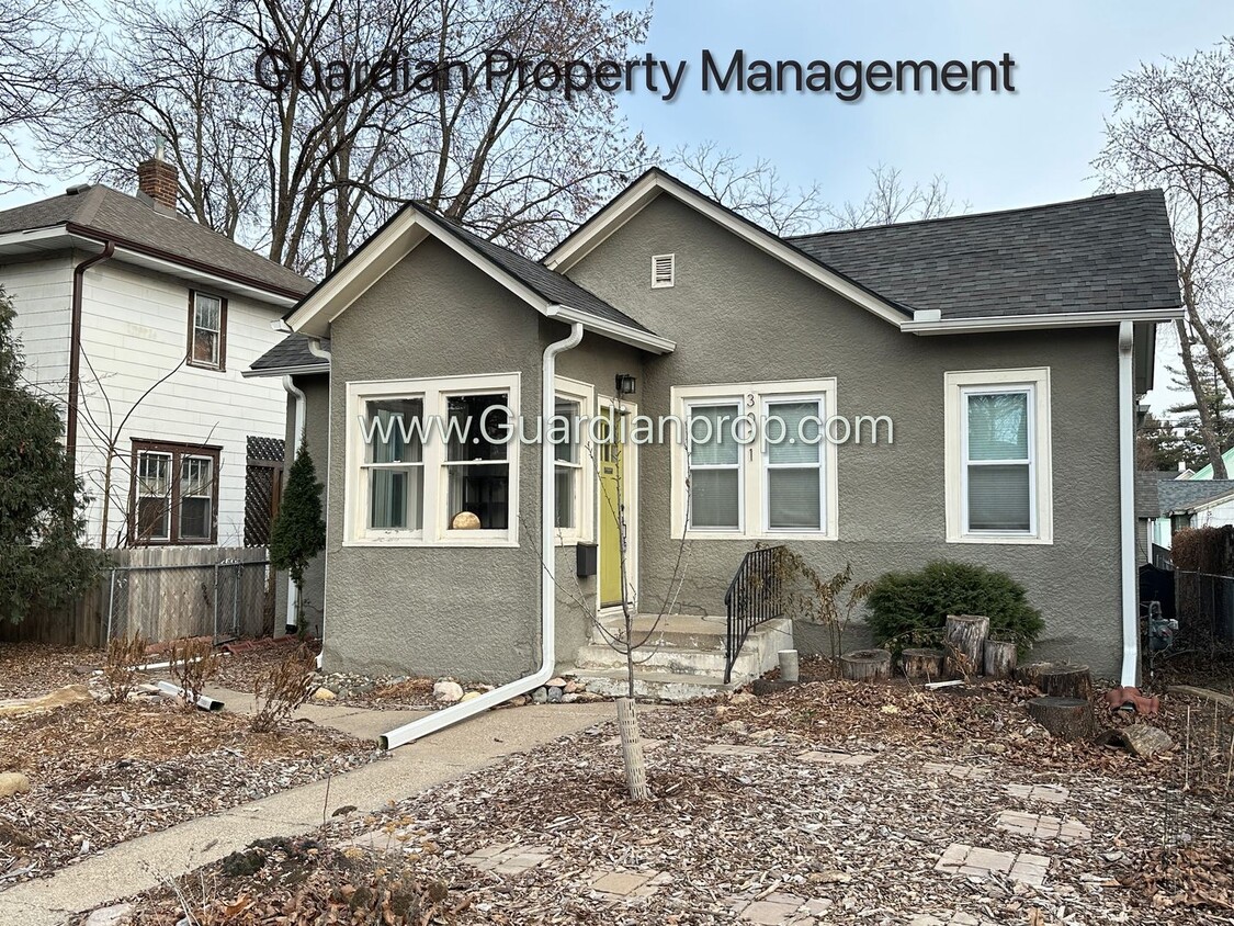 Foto principal - South Minneapolis Single Family Home, 2 Ba...