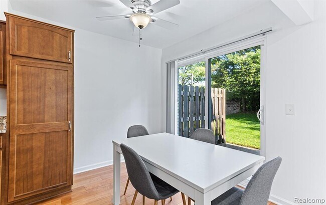 Foto del edificio - 47086 Auburn Ct