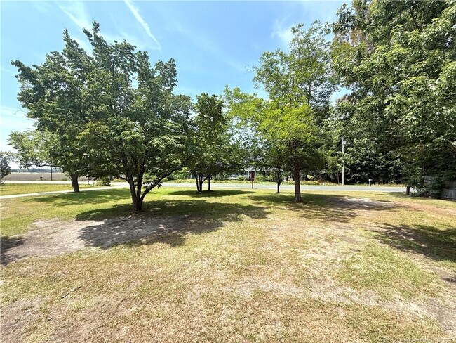 Building Photo - 1197 E Parkton Tobermory Rd
