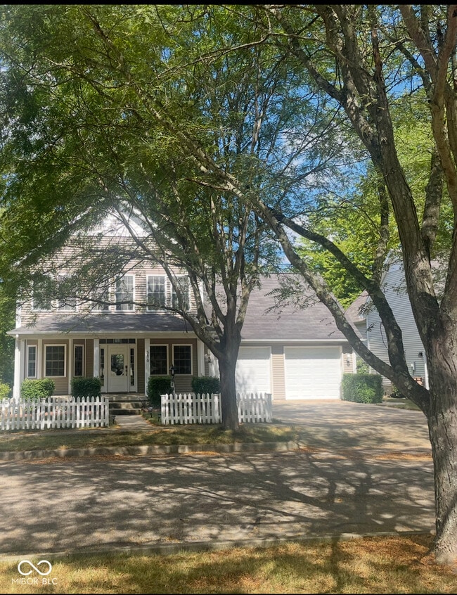 Building Photo - 5670 Honey Locust Dr