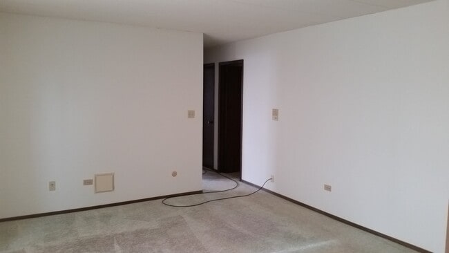 Building Photo - 1608 Richmond Cir