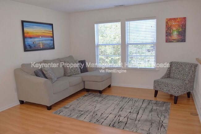 Foto del edificio - 1125 Lady Ashley Dr