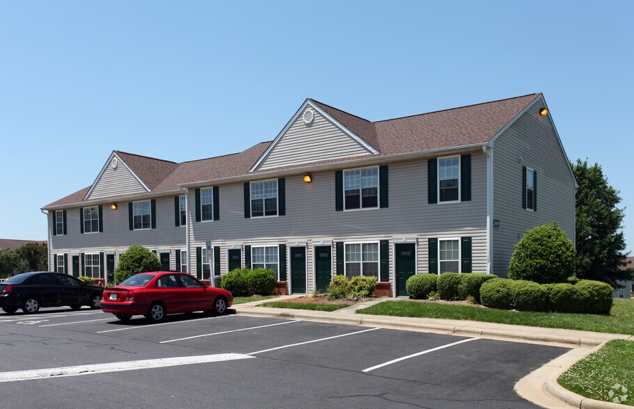 Turnbridge Apartments Rentals Browns Summit, NC