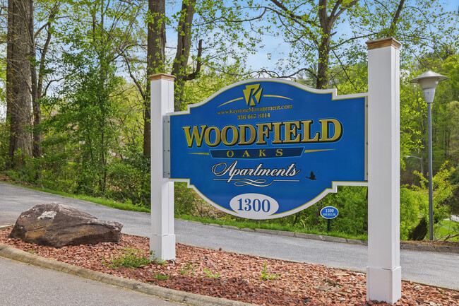 Building Photo - Woodfield Oaks Apartments
