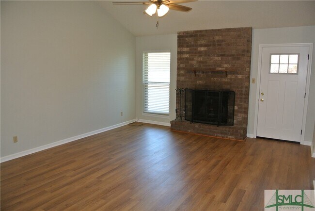 Foto del edificio - 29 Rivers Bend Dr