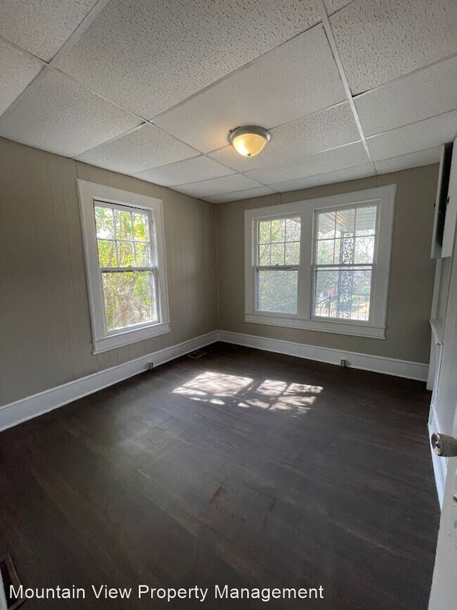 Building Photo - 3 br, 1 bath House - 1234 Wheeler Ave