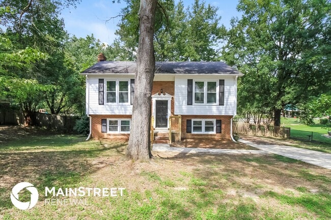 Building Photo - 4708 Wakewood Dr