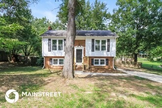 Building Photo - 4708 Wakewood Dr
