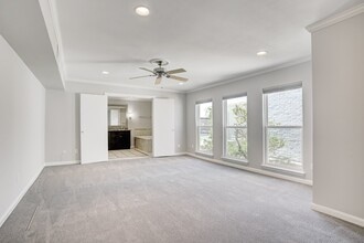Building Photo - 7527 Del Monte Dr