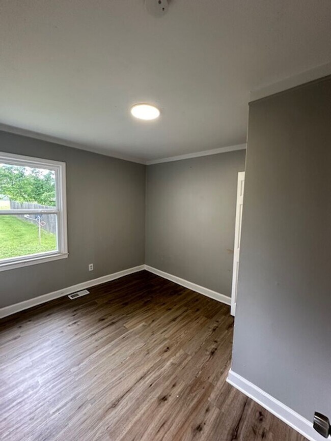 Foto del edificio - 28253 Schram St