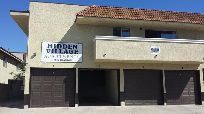 Building Photo - 16862 Blanton Ln