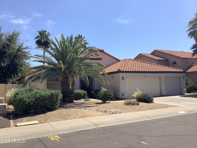 Building Photo - 9175 E Camino Del Santo