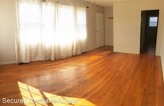 Foto del edificio - 3 br, 1 bath House - 2649 E. Dorothy