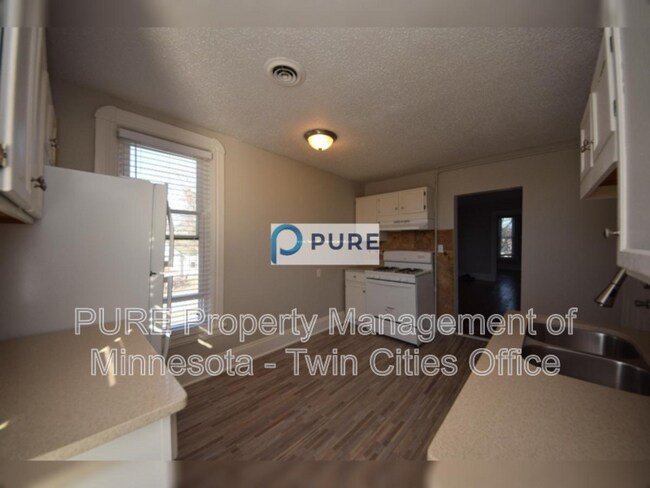 Foto del edificio - 3600 Bloomington Ave
